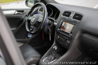 Volkswagen Golf 2.0 TFSI 270k R 4-Motion 2011