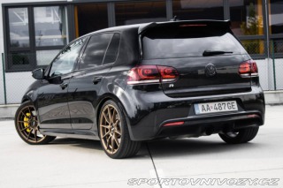 Volkswagen Golf 2.0 TFSI 270k R 4-Motion 2011
