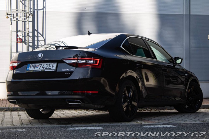 Škoda Superb 2015