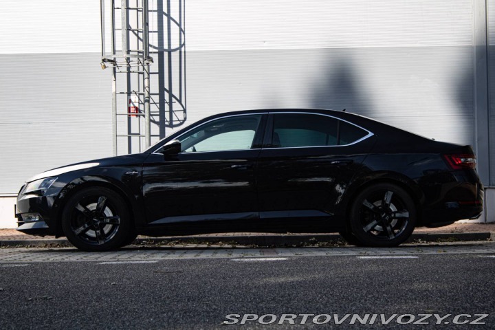 Škoda Superb 2015
