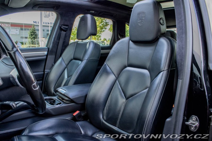 Porsche Cayenne S Diesel Tiptronic S / E 2013