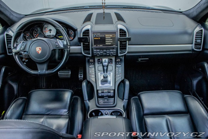 Porsche Cayenne S Diesel Tiptronic S / E 2013