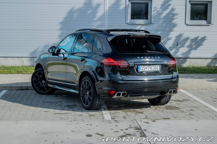 Porsche Cayenne S Diesel Tiptronic S / E 2013