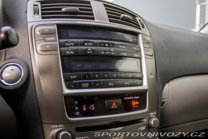 Lexus IS 250 / AJ NA SPLÁTKY / 2007