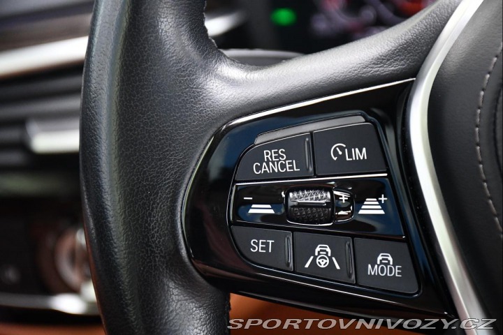 BMW 5 530d LUXURY LINE LASER K3 2020