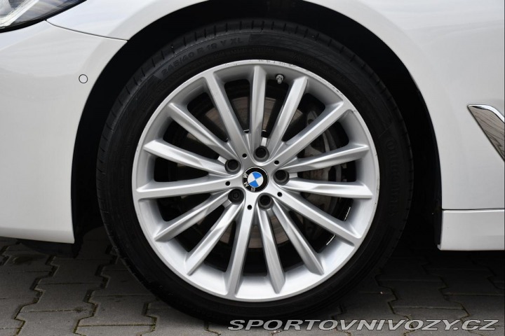 BMW 5 530d LUXURY LINE LASER K3 2020