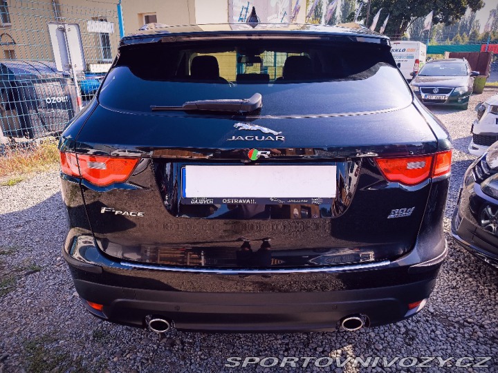Jaguar F-Pace 3,0D R-Sport AWD 4X4 ČR 2016