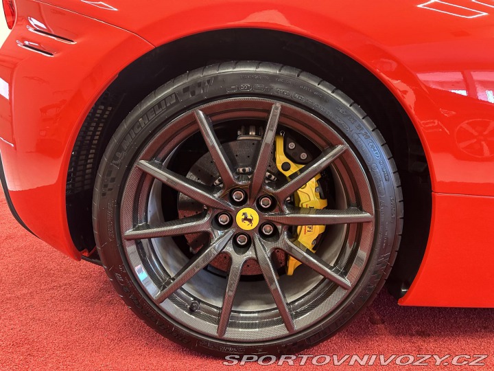 Ferrari SF90 A.F.* FULL CARBON*ZÁRUKA* 2023