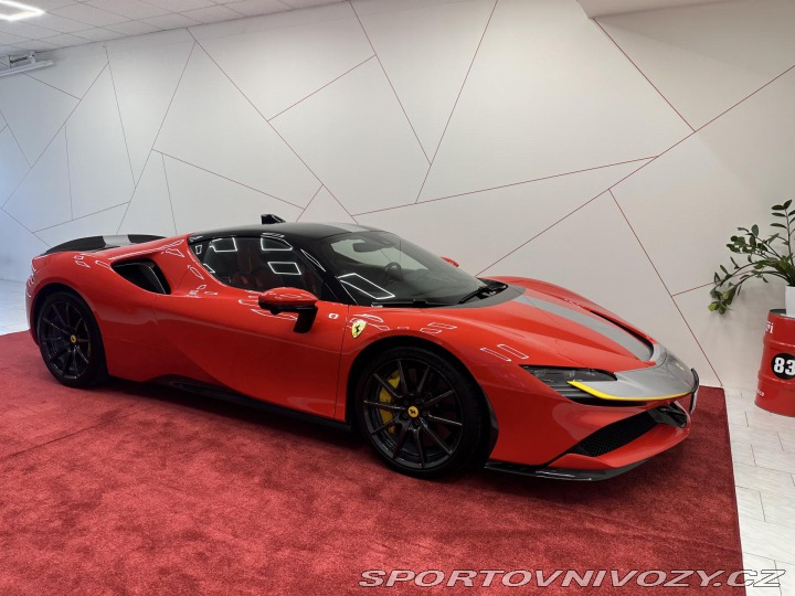 Ferrari SF90 A.F.* FULL CARBON*ZÁRUKA* 2023