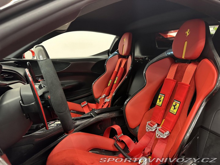 Ferrari SF90 A.F.* FULL CARBON*ZÁRUKA* 2023