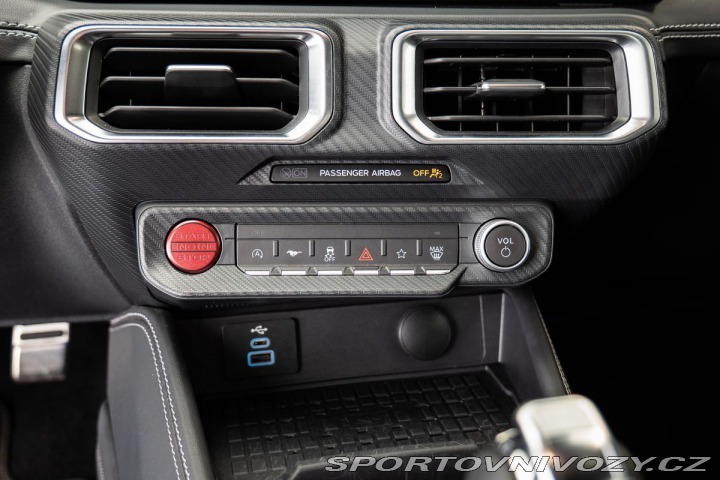 Ford Mustang 2024