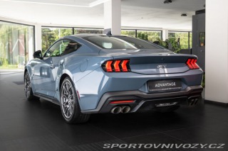 Ford Mustang  2024