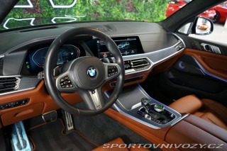 BMW X7 M50i*B&W*VERDE ERMES* 2022