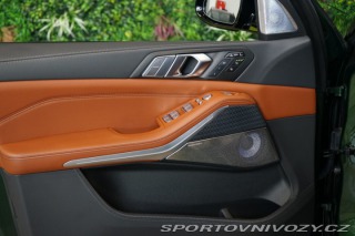 BMW X7 M50i*B&W*VERDE ERMES* 2022