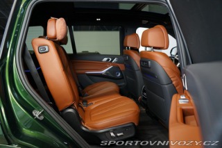 BMW X7 M50i*B&W*VERDE ERMES* 2022