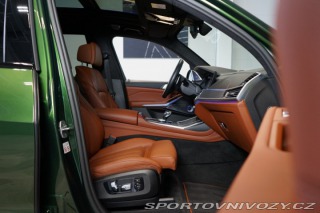 BMW X7 M50i*B&W*VERDE ERMES* 2022