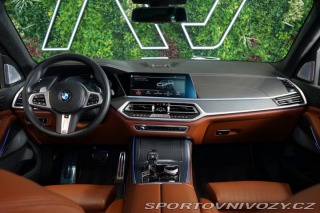 BMW X7 M50i*B&W*VERDE ERMES* 2022