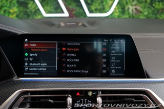 BMW X7 M50i*B&W*VERDE ERMES* 2022