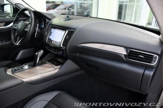 Maserati Levante S 3.0 V6 B&W VZDUCH P 2018