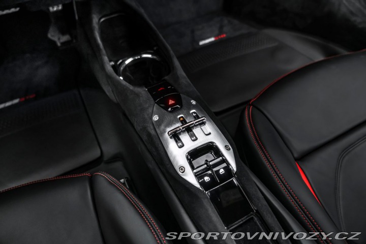 Ferrari 296 GTB 2023