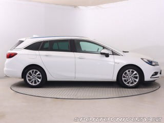 Opel Astra 1.6 T 2018