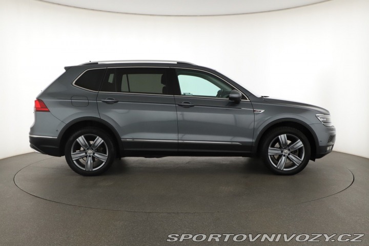 Volkswagen Ostatní modely Tiguan Highline 2.0 BiTDI 2020