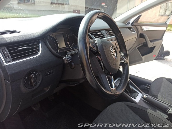 Škoda Ostatní modely Octavia 2,0 3 1800