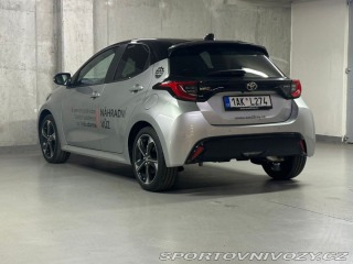 Toyota Yaris Premiere Edition 1.5 Hybr 1800