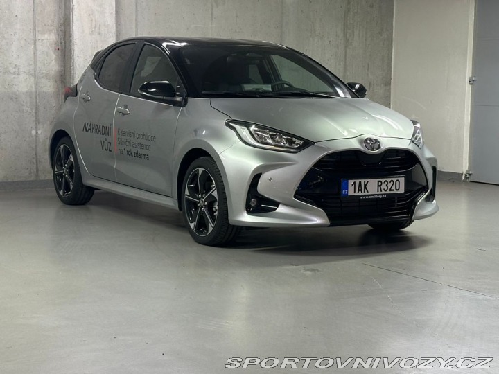 Toyota Yaris 1.5,Hybrid,Premiere Editi 1800