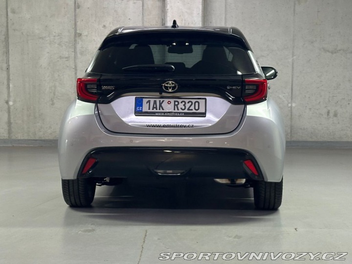 Toyota Yaris 1.5,Hybrid,Premiere Editi 1800