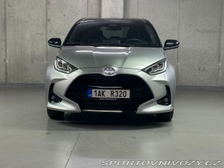 Toyota Yaris Premiere Edition 1.5 Hybr 1800