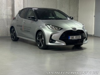 Toyota Yaris Premiere Edition 1.5 Hybr 1800