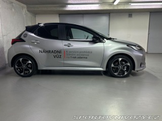 Toyota Yaris Premiere Edition 1.5 Hybr 1800