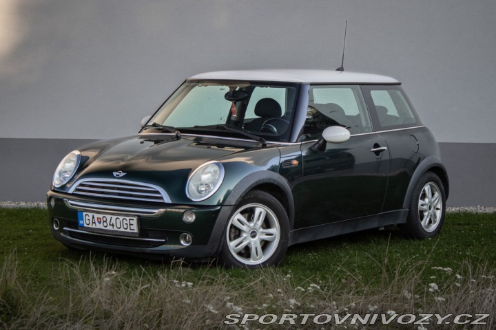 Mini Cooper // AJ NA SPLÁTKY 2006