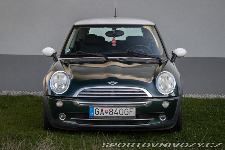 Mini Cooper // AJ NA SPLÁTKY 2006