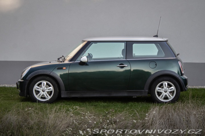 Mini Cooper // AJ NA SPLÁTKY 2006