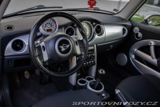 Mini Cooper // AJ NA SPLÁTKY 2006