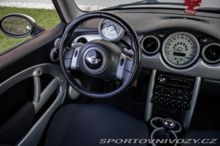 Mini Cooper // AJ NA SPLÁTKY 2006