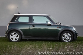 Mini Cooper // AJ NA SPLÁTKY 2006