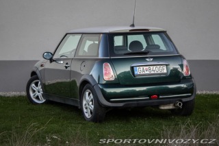 Mini Cooper // AJ NA SPLÁTKY 2006