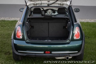 Mini Cooper // AJ NA SPLÁTKY 2006