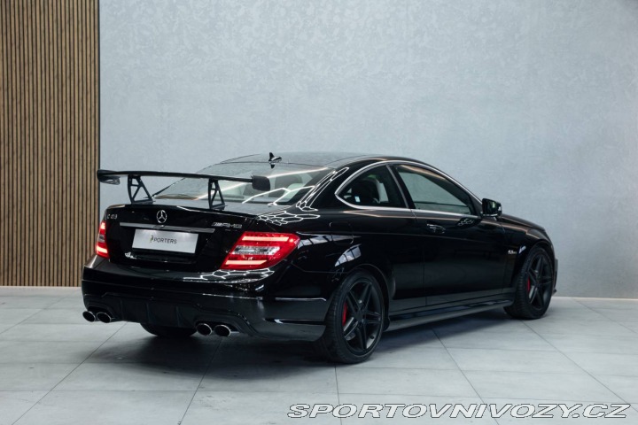 Mercedes-Benz C Kupé AMG 63 2012