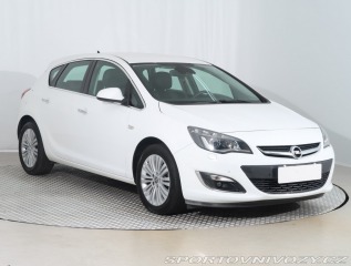 Opel Astra Elegance 1.6 T
