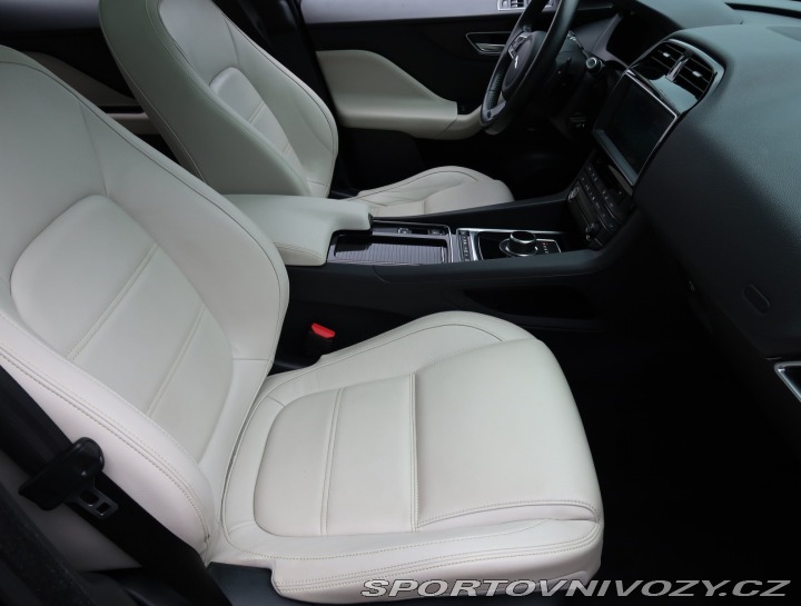 Jaguar F-Pace Prestige 30d AWD 2017