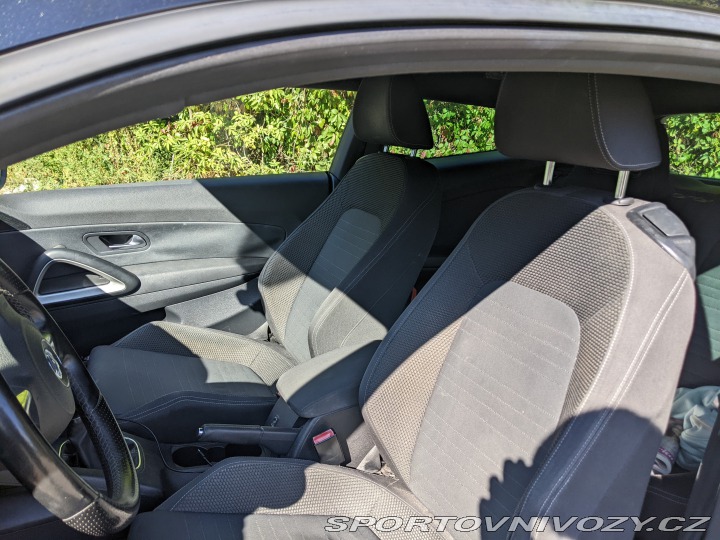 Volkswagen Scirocco 2.0 TDI manuál 2009