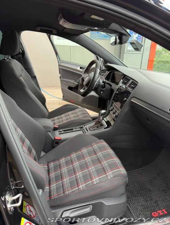 Volkswagen Golf 2.0 GTI DSG Performance 2019