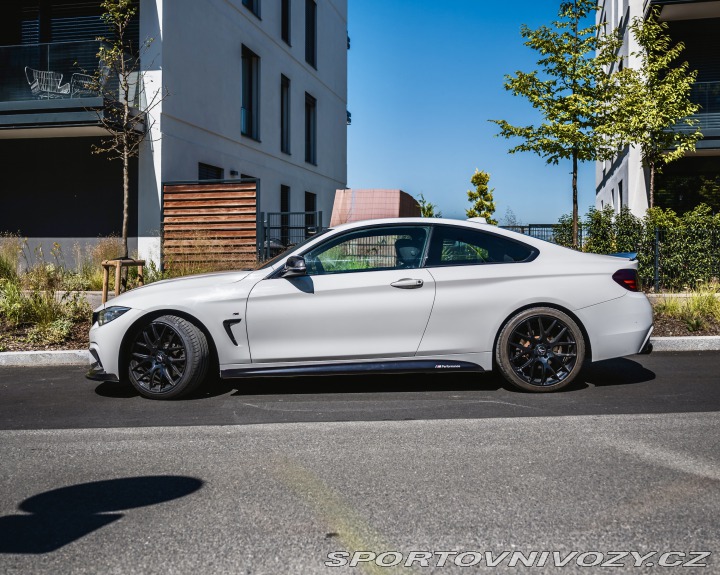 BMW 4 428i M-packet Manuál RWD 2014