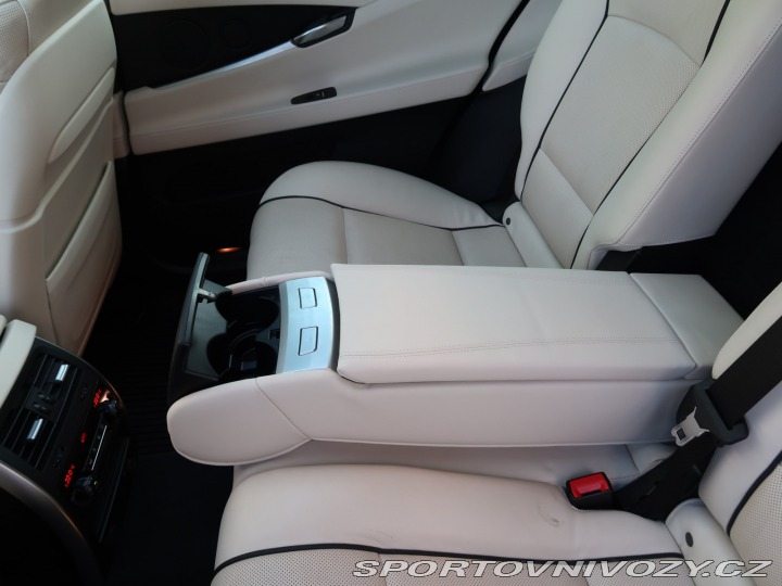 BMW 5 GT 535d xDrive GT 2015