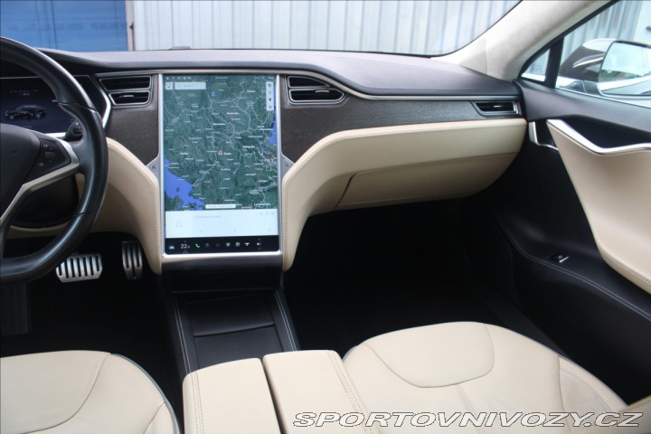 Tesla Model S 0,0 P85 Supercharger Zdar 1800