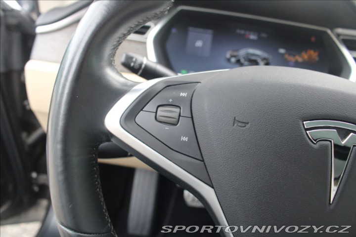 Tesla Model S 0,0 P85 Supercharger Zdar 1800